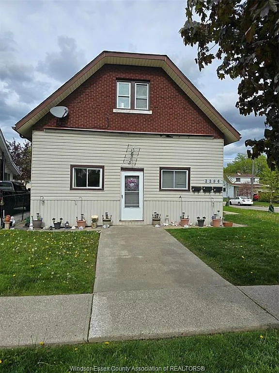 2 bed, $1,325 — Photo 2