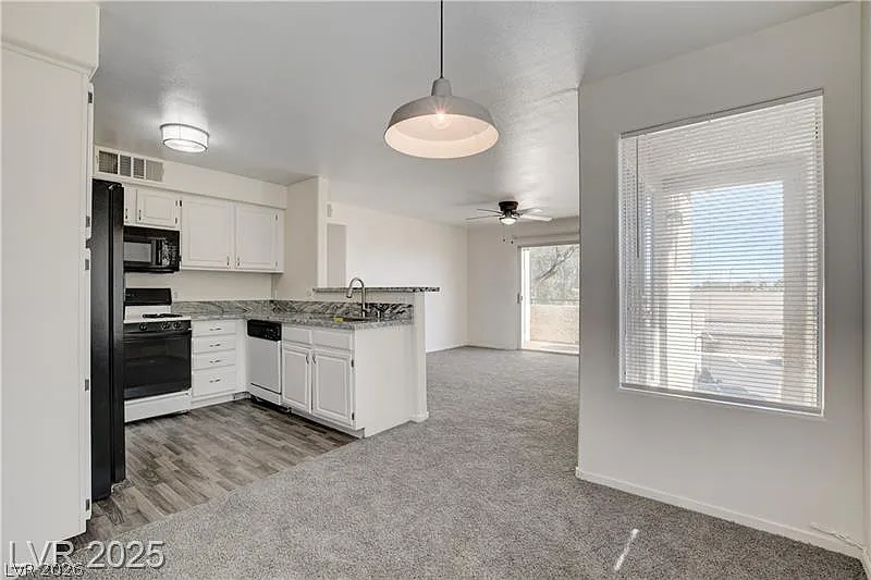 2 bed, 2.0 bath, 1029 sqft, $1,395 — Photo 2