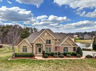 8506 Bethel Ridge Dr, Oak Ridge, NC 27310