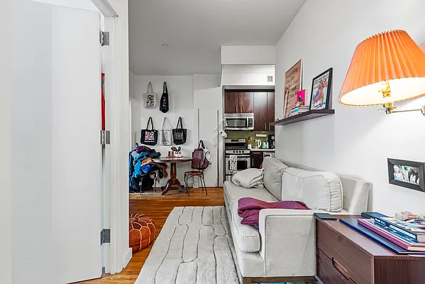 Rented by CCM Property Management LLC | media 11