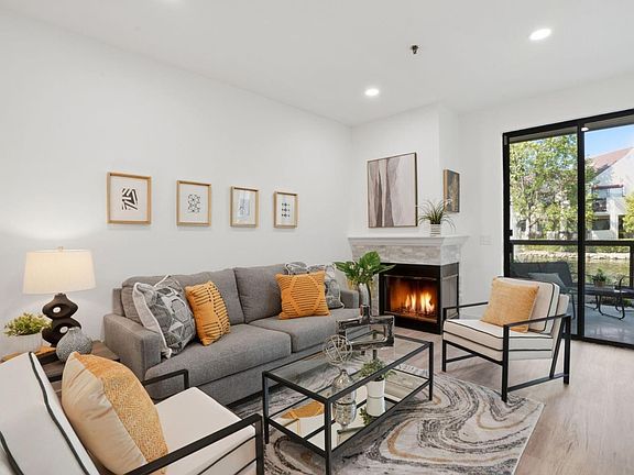 3rd image of 126 Shorebird Cir