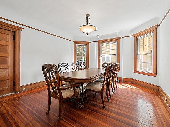 4th image of 4647 Bedford Ave