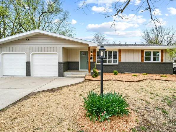 1263 E Woodland Street, Springfield, MO 65804