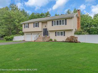 37 Hillside Ter, Ocean, NJ 07712