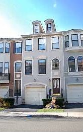 1st image of 320 Wilshire Dr