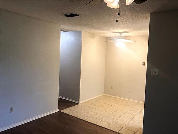 5th image of 701 Deborah Dr