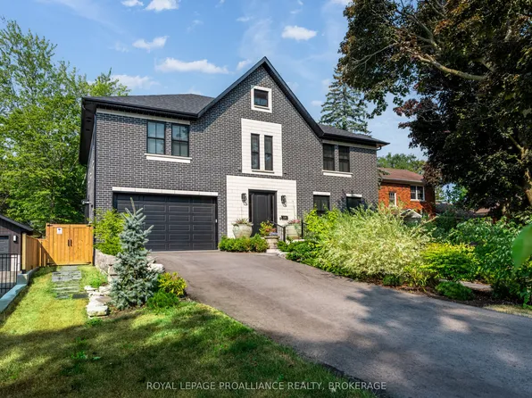 124 Churchill Cres, Kingston, ON K7L 4N2