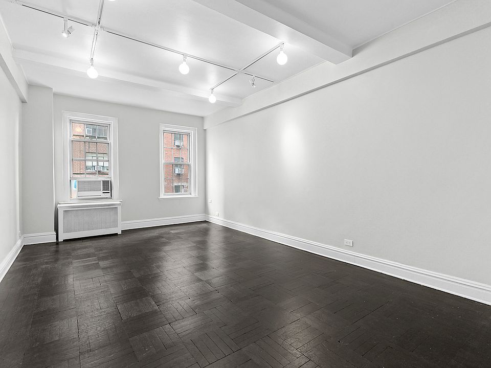1st image of 24 5th Ave APT 612