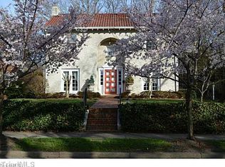 1110 Cridland Rd, Greensboro, NC 27408