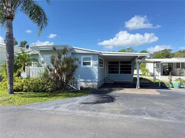 6830 Americana Dr NE #127, Saint Petersburg, FL 33702