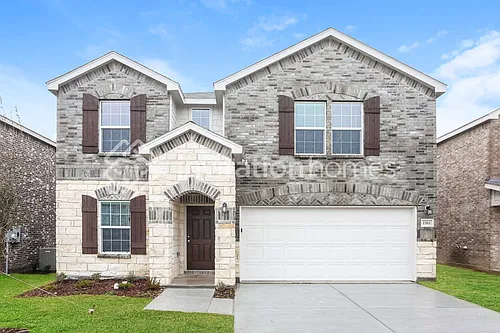 1511 Greyleaf Photo 1