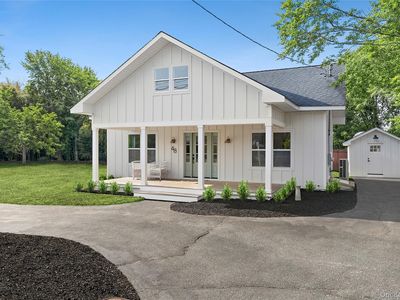 48 Watchogue Avenue, East Moriches, NY, 11940