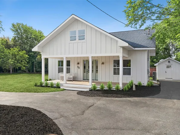 48 Watchogue Avenue, East Moriches, NY 11940