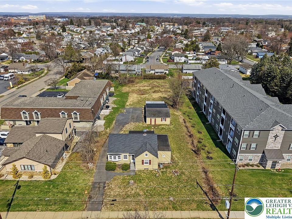 1st image of 1224 Eaton Ave