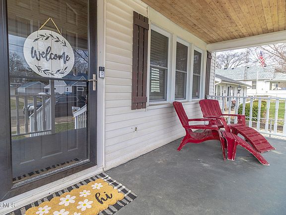 5th image of 5925 Murnen Rd