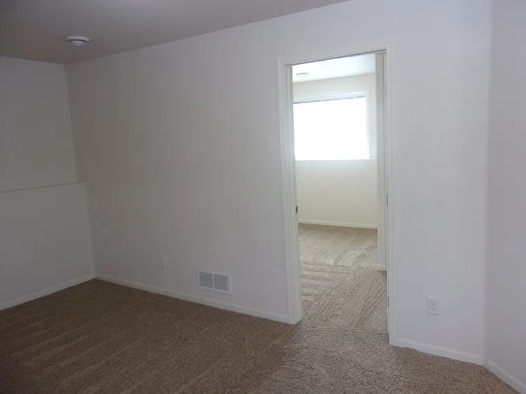 3134 8th St NE — Photo 34