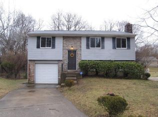 4803 Burris Dr, Louisville, KY 40291