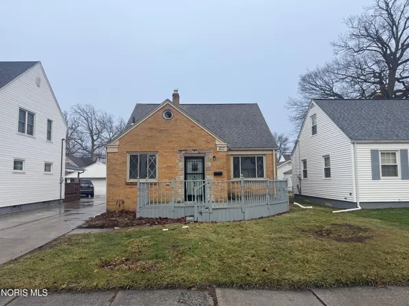 711 Waybridge Rd, Toledo, OH 43612