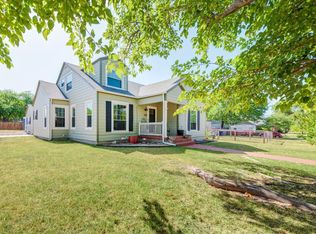 1201 S Hatcher St, Decatur, TX 76234