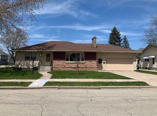 273 E McWilliams St, Fond Du Lac, WI 54935