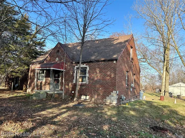 1989 Will Carleton Rd, Flat Rock, MI 48134