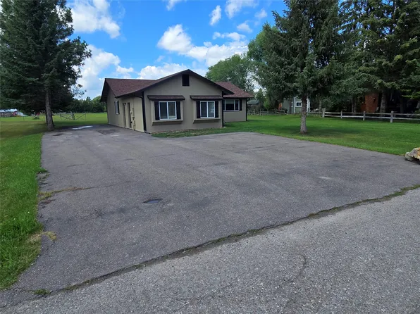 692 Shadow Ln, Kalispell, MT 59901