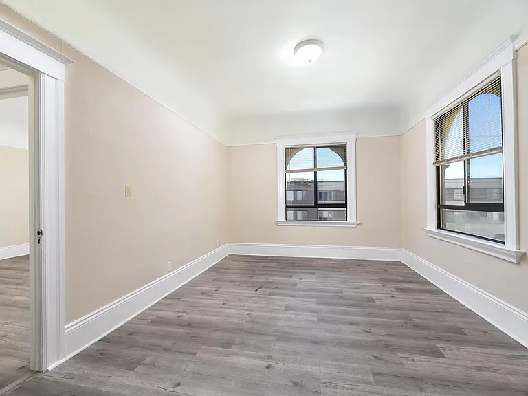 2327-2333 Dwight Way — Photo 31