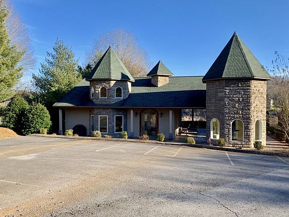 5th image of 1108 Biltmore Pl