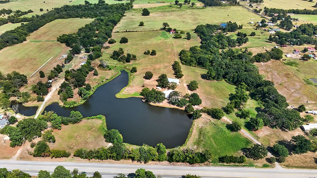 4671 State Highway 154 S - Property Image