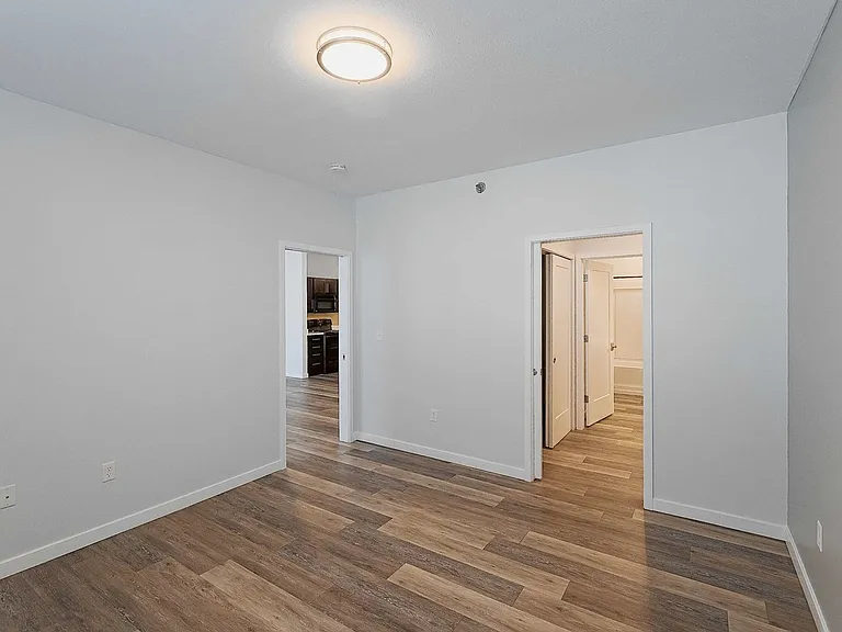 River Rock Apartments — Photo 46
