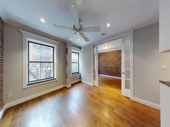 52 Barrow Street image 1 of 9