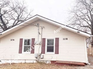 108 Oak St #108, Columbia, MO 65203