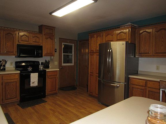 4th image of 726 5th Ave