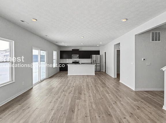 4th image of 982 Allegro Dr