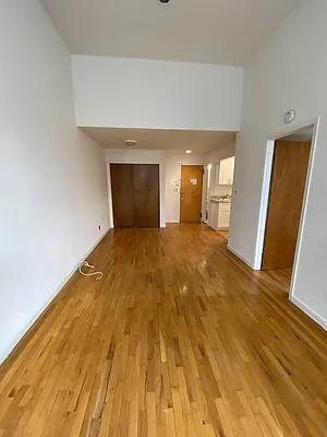 Rented by Oxford Property Group | media 26