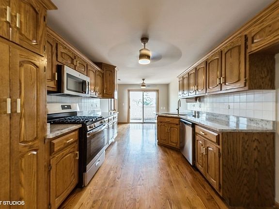 5th image of 5 Saint Moritz Dr Unit 202