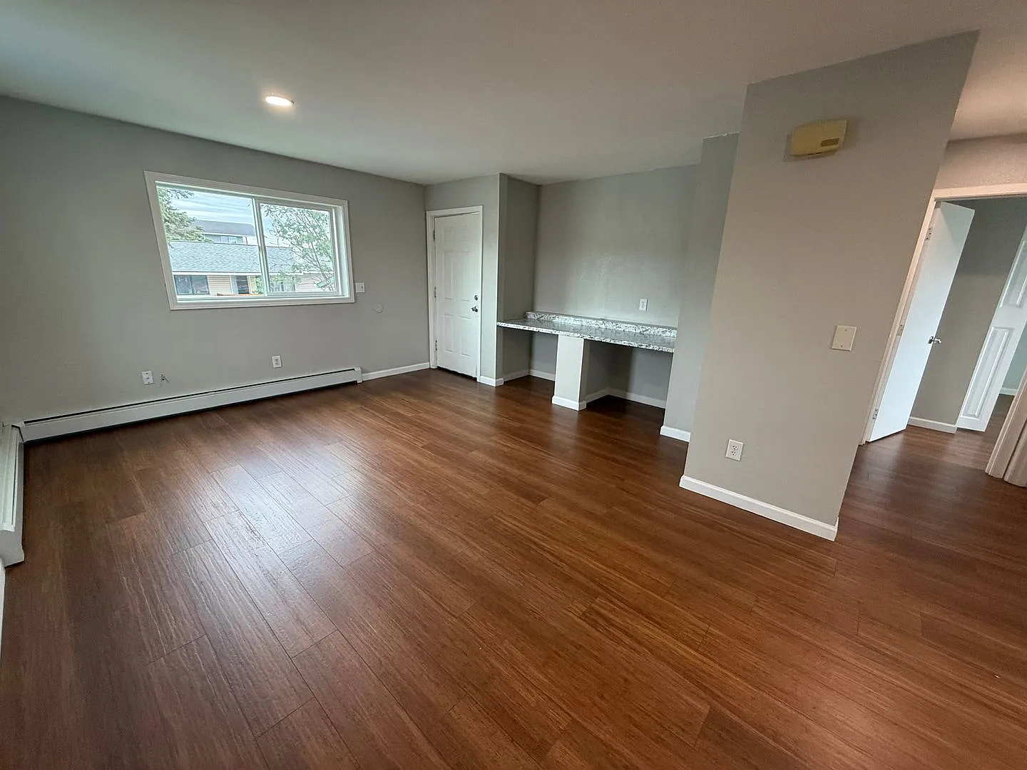 218 N Park Street - MS50/50 — Photo 2