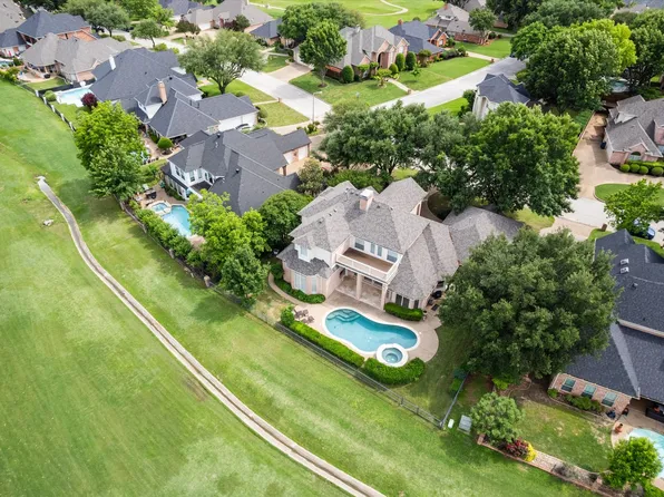 900 Riviera Dr, Mansfield, TX 76063