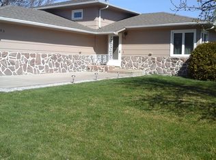 3702 20th Ave, Kearney, NE 68845