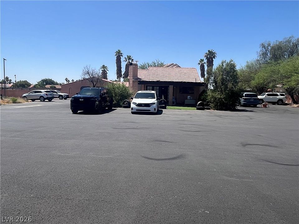 1st image of 6265 W Russell Rd