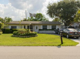 527 Ivy Ave, Palm Beach Gardens, FL 33410