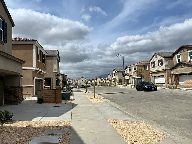 16739 Plantain Way — Photo 30