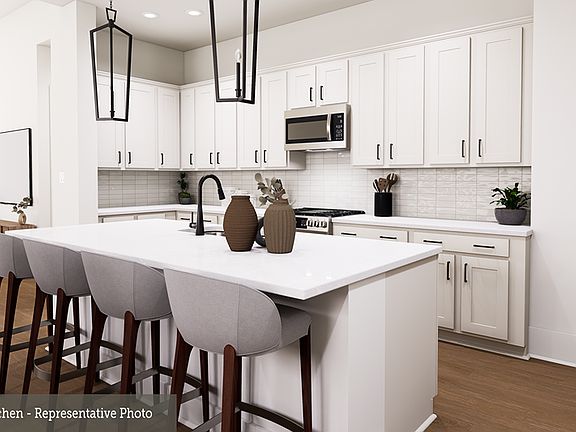 The Cleveland - Kitchen