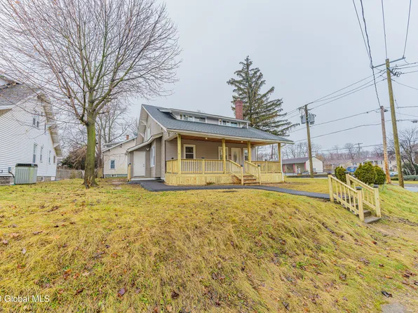 1146 Van Velsen Street, Schenectady, NY 12303
