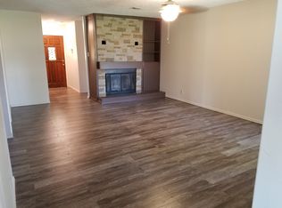 2806 Fredonia St, Muskogee, OK 74403