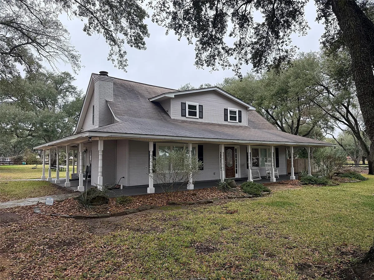 Building Photo - 16607 Mueschke Rd