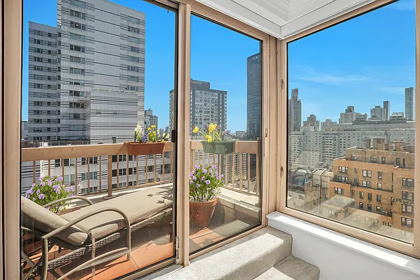 Sold by SERHANT. | media 7