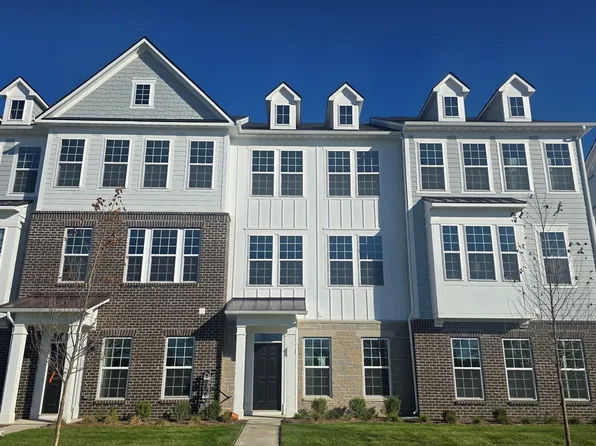 14525 Elsmere Ln, Carmel, IN 46074