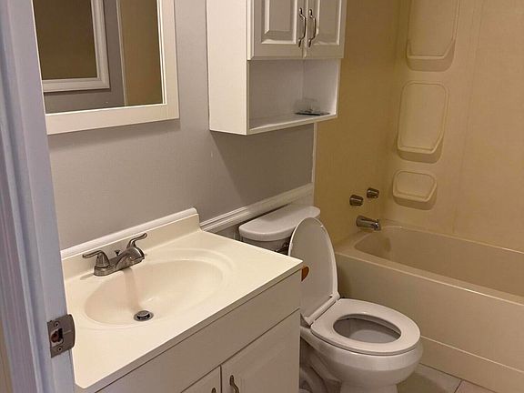 4th image of 3004 SW 50TH Street