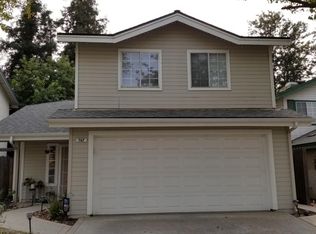 767 E Boulder Creek Ln, Fresno, CA 93730